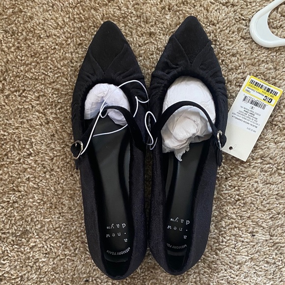 a new day Shoes - Black Pointed Mary Jane Flats with Strap